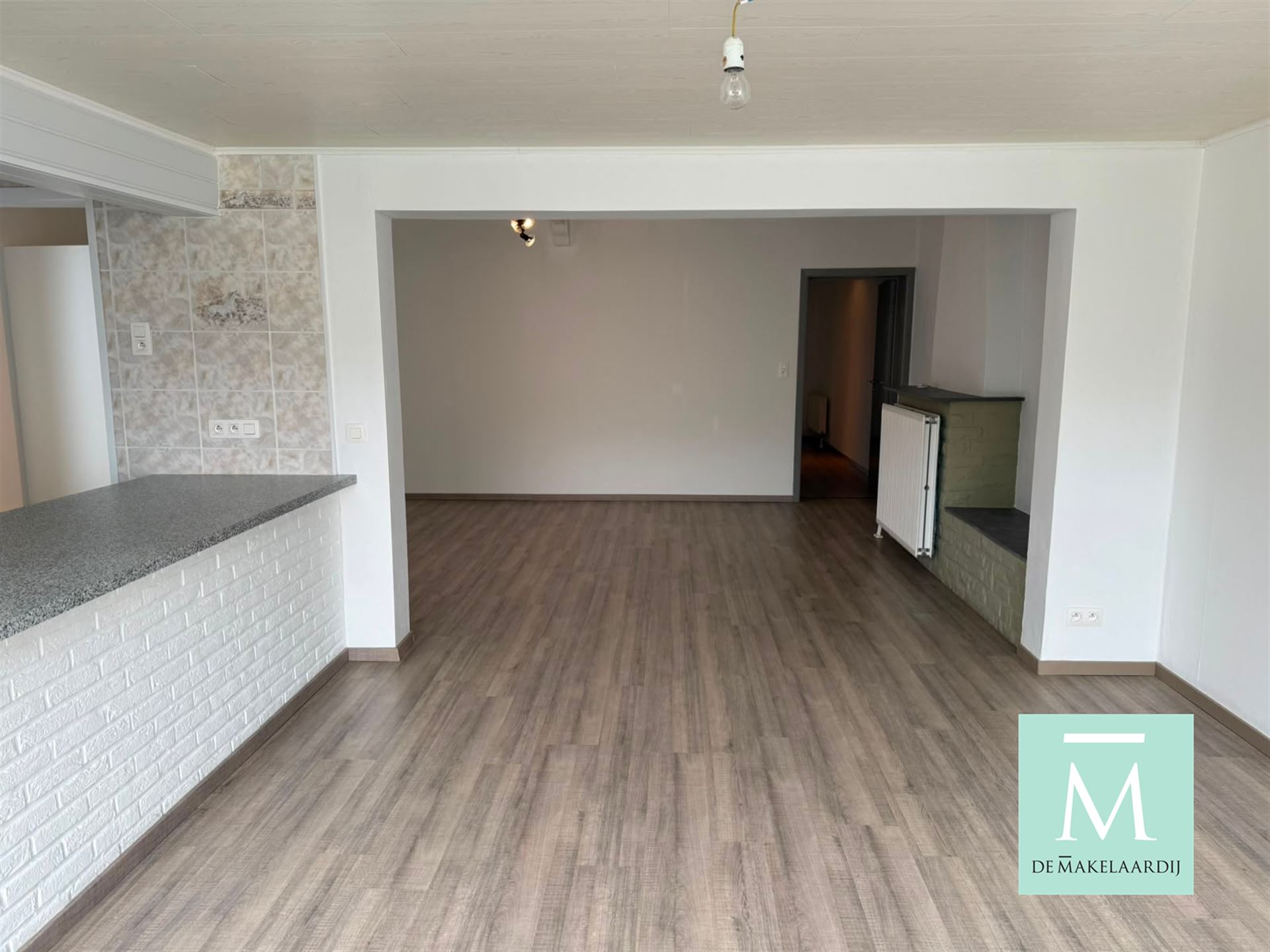 Instapklaar gelijkvloersappartement met 2 grote slaapkamers en tuin - foto 4