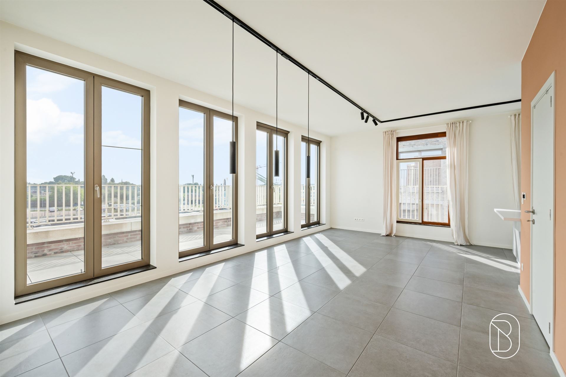 SALES DAY on August 24! Prime-location penthouse with 2 terraces and a view of the Handelsdok - photo 5