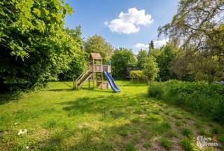 Deze instapklare woning is gelegen in het rustige en gegeerde Essenbeek, nabij winkels, scholen, openbaar vervoer en met een vlotte verbinding naar...
