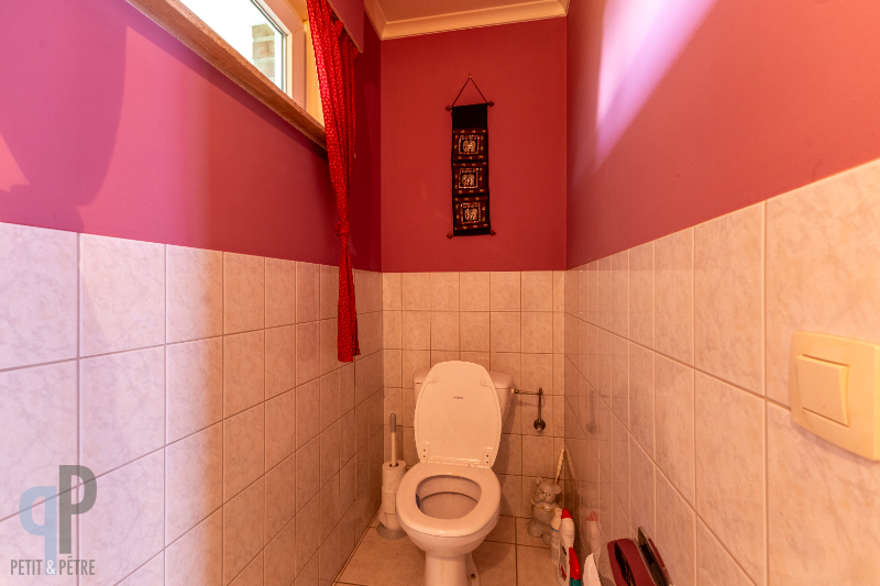 Rustig gelegen, ruime villa met 4 slaapkamers en garage - foto 4