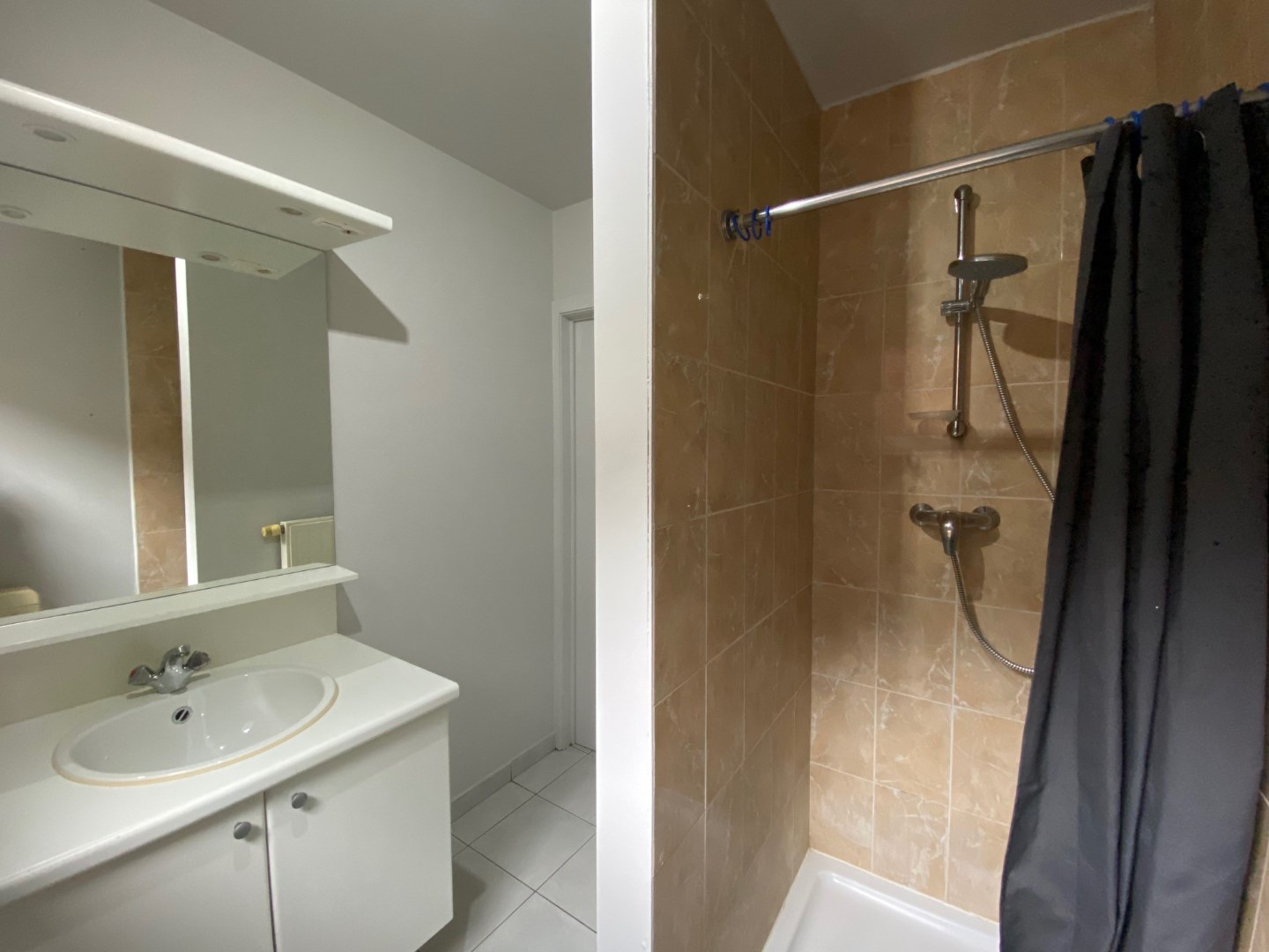 STUDIO MET STADSKOER IN HET HARTJE VAN IZEGEM - foto 5