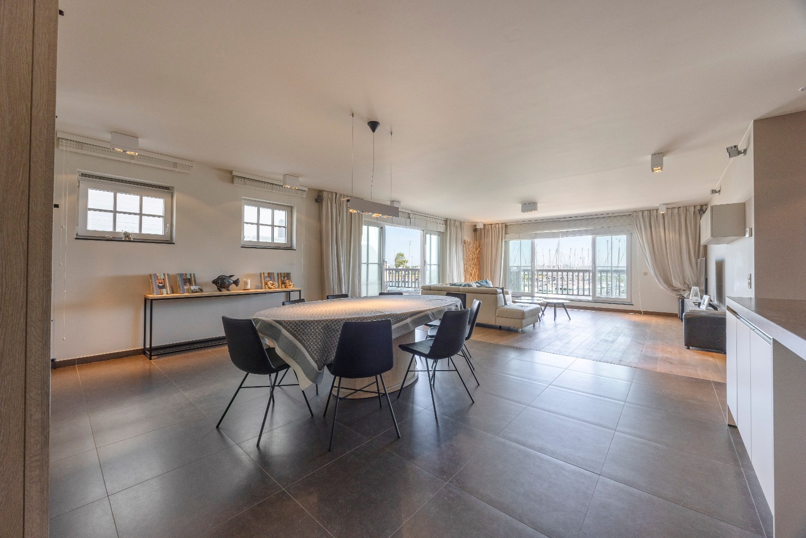 Luxe 3 slaapkamer appartement met zicht op de Jachthaven van Nieuwpoort - foto 5