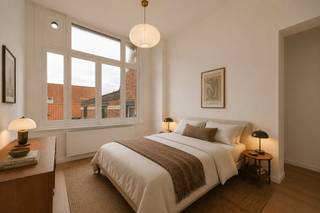 PRESALE! De Kroon - Exclusief wonen in een karaktervol erfgoedpand te Borgerhout!<br /><br />Ontdek De Kroon, een uniek renovatieproject in een prachtig art-nouveau gebouw gelegen in de Kroonsstraat te Borgerhout. Dit geselecteerde bouwkundige erfgoed ontworpen in 1913 door architecten Peter en Hendrik Wittocx en gebouwd in opdracht van bakker Alfons Heylen wordt met respect voor zijn authentieke karakter omgevormd tot een hedendaags woonproject.<br /><br />Het project omvat negen appartementen met één of twee slaapkamers en één magazijn van 192 m². De appartementen variëren van 40 m² tot 114 m² bewoonbare oppervlakte en beschikken afhankelijk van de unit over een terras of privatieve tuin. Prijzen starten vanaf 235.000 Euro tot 365.000 Euro.<br /><br />- Appartement 202 – € 295.000 - 80 m² | 1 slaapkamer<br /><br />Huidige foto's en 3D renders dienen ter illustratie van het project. <br /><br />Verkoop onder het tarief van 2% registratierechten mogelijk, mits de koper aan de wettelijke voorwaarden voldoet. <br /><br />Contacteer ons voor meer informatie, plannen, beschikbaarheid of een bezoek ter plaatse via info@dvarealestate.be of 03/297.00.00.