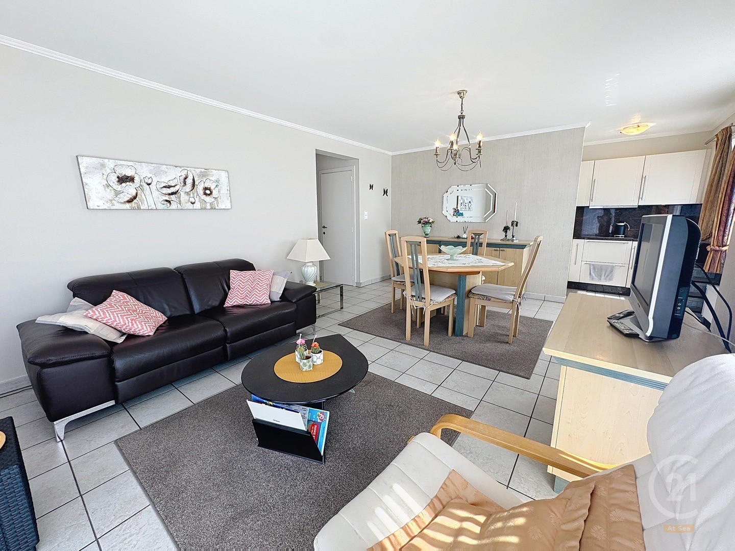 Instapklaar, zonnig appartement in hartje Westende Bad met 2 slaapkamers - foto 3