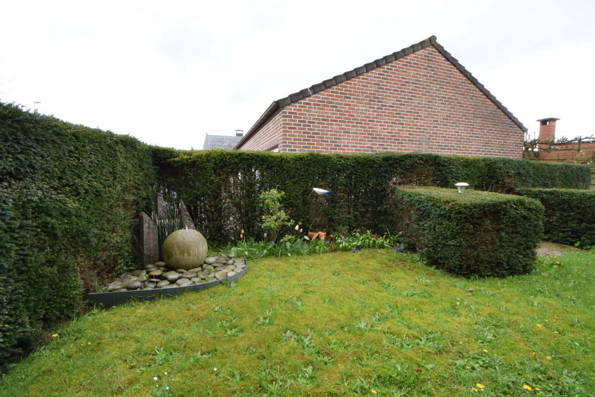 Gelijkvloers appartement met 2 slaapkamers met tuin en garage.  - foto 3