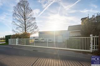 Commercial for rent in Kruisem