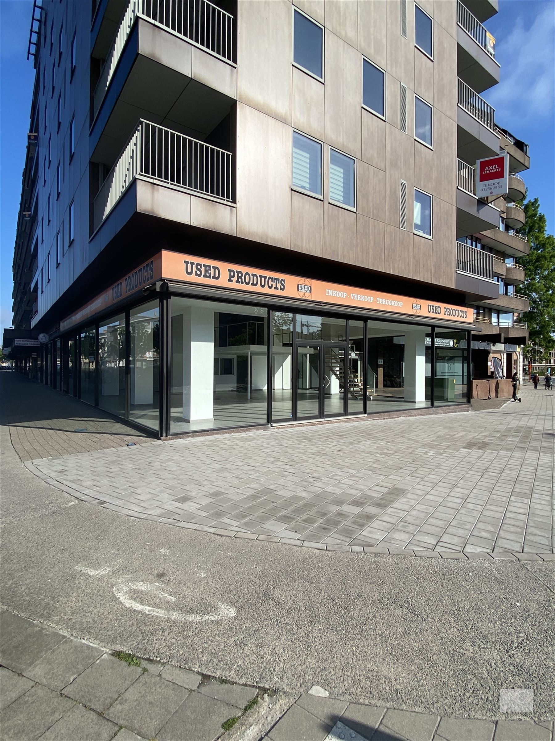 Commercieel handelspand in hartje Sint-Niklaas - foto 1