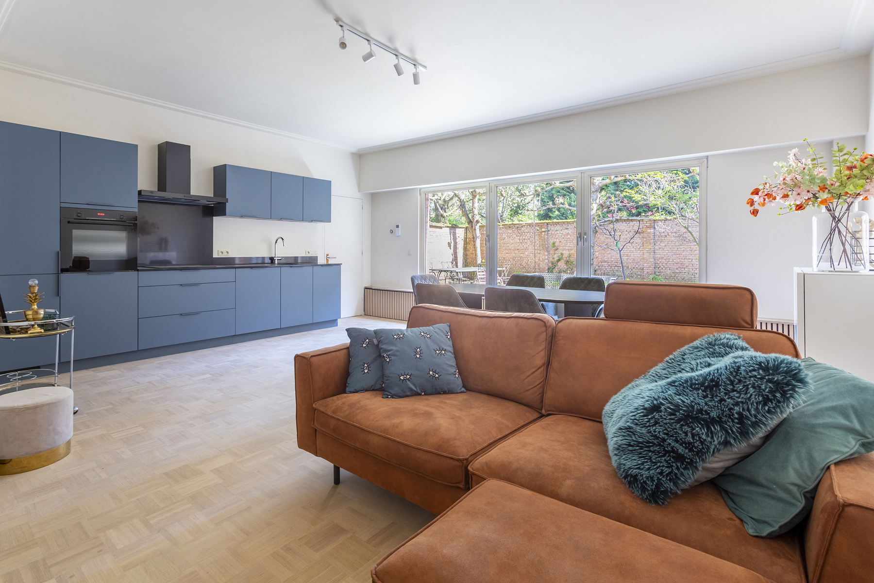 Stijlvol bemeubeld appartement met tuin in Markgravebuurt - foto 4