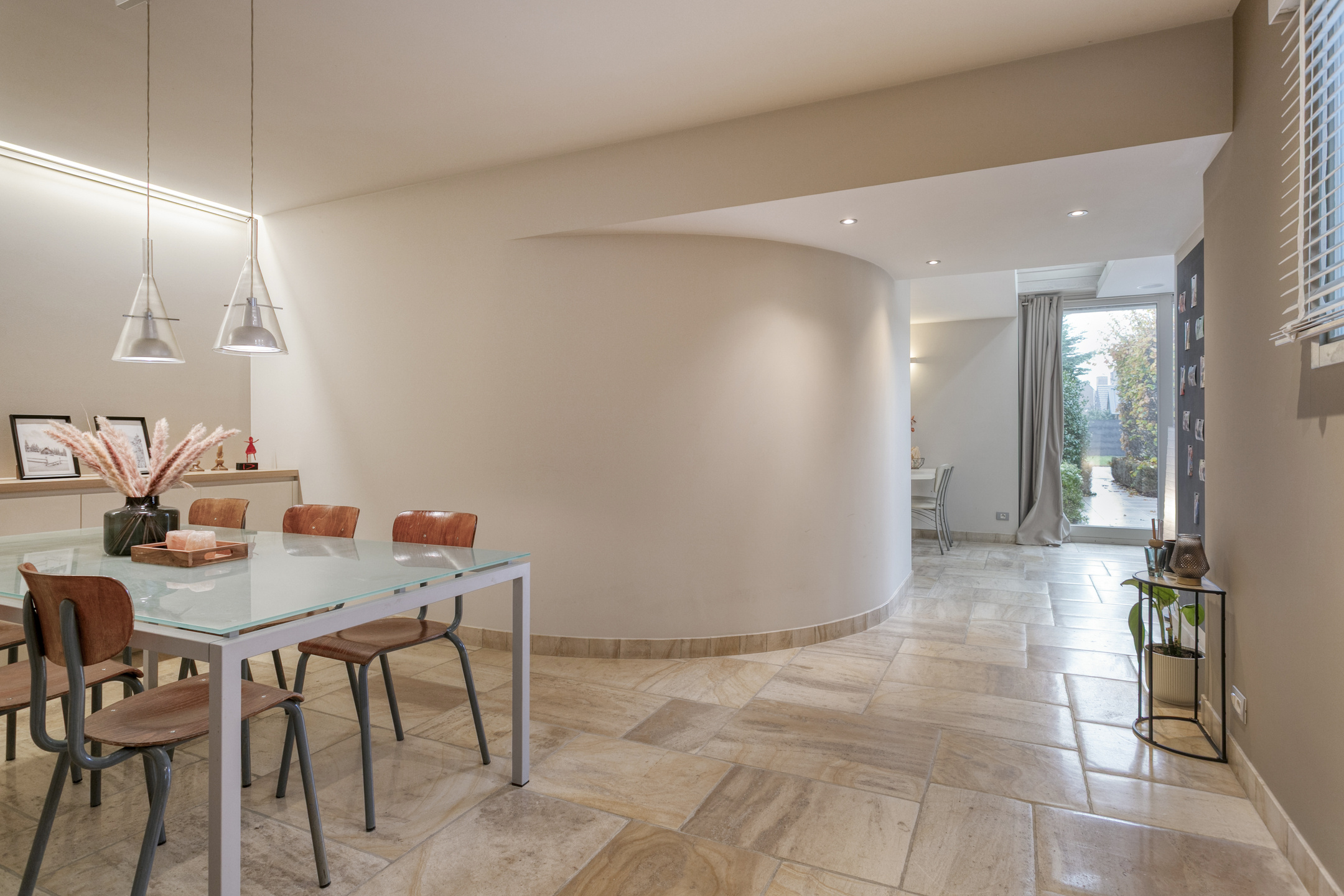 Instapklare woning met 4 slaapkamers te koop in Desselgem - foto 2