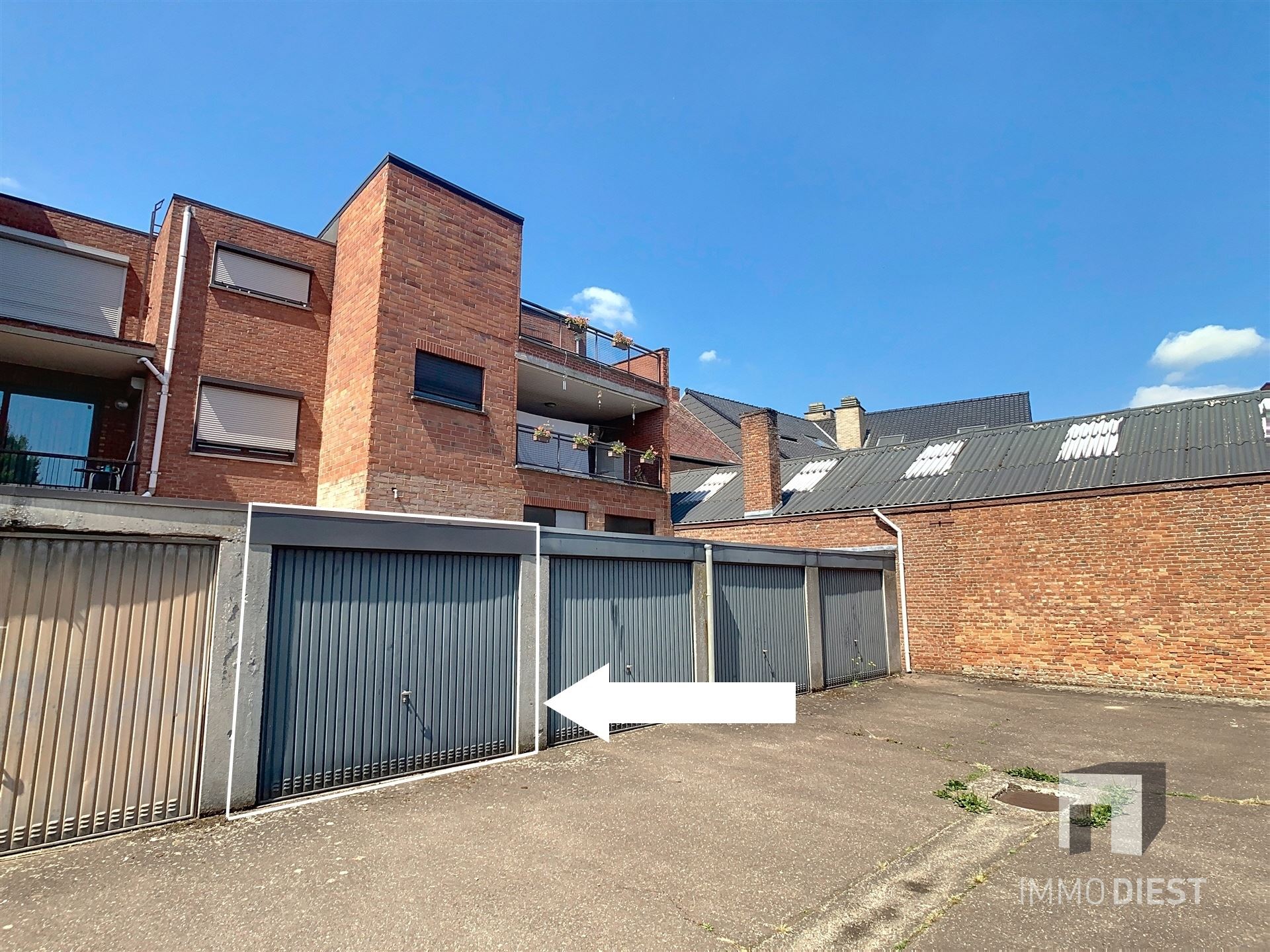 Garagebox in het centrum van Tessenderlo - foto 2