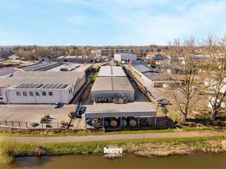 Bent u op zoek naar een uniek bedrijfsgebouw in de industriezone NOORD II van Aalst (Hofstade)? Dit betreft een site van zomaar liefst 5.685...