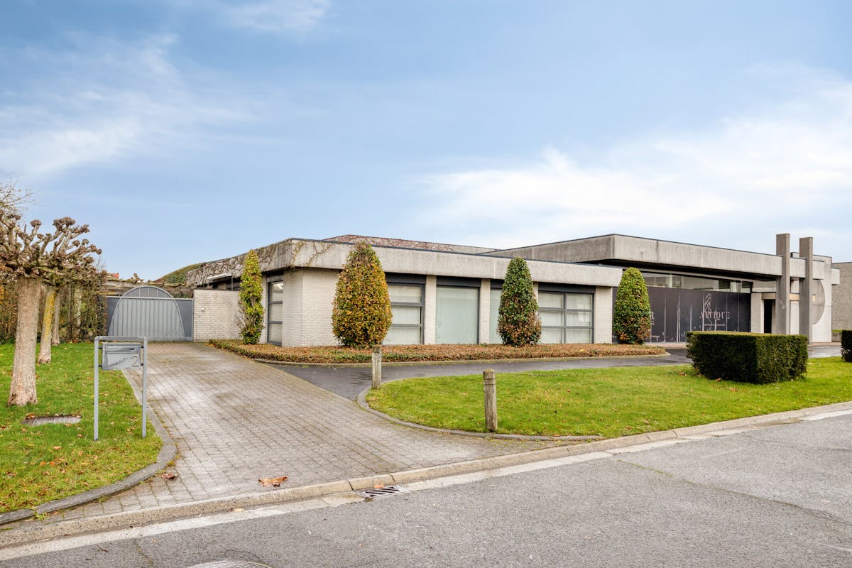 Bedrijfsgebouw van ca. 1.575 m² in Oostnieuwkerke-Staden - foto 5
