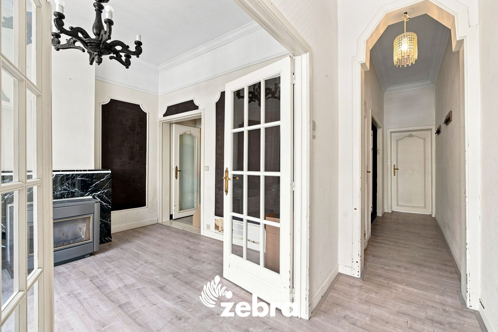 Op te frissen woning met 4 slaapkamers en ruime tuin met uitweg te Tielt! - foto 4