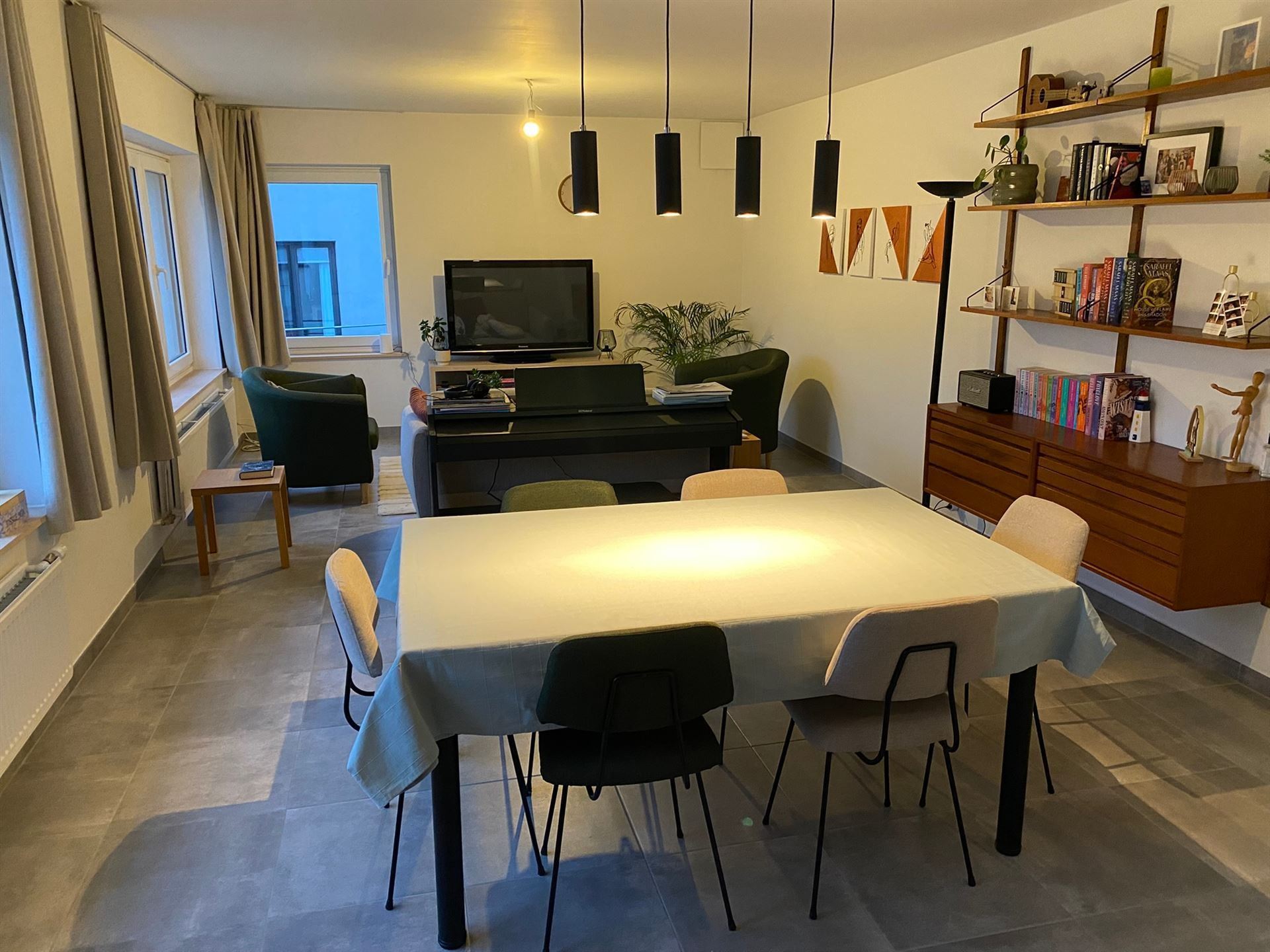 Appartement met 2 slaapkamers en autostaanplaats - foto 4