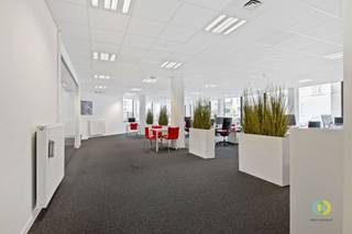 Au centre de Vilvoorde, au rez-de-chaussée d'un immeuble moderne et récent, très visible et facilement accessible, se trouve cet espace de...