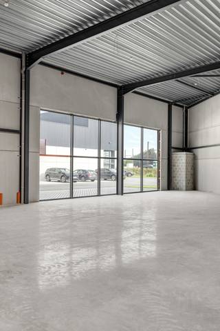 Commercial à vendre à Oostkamp