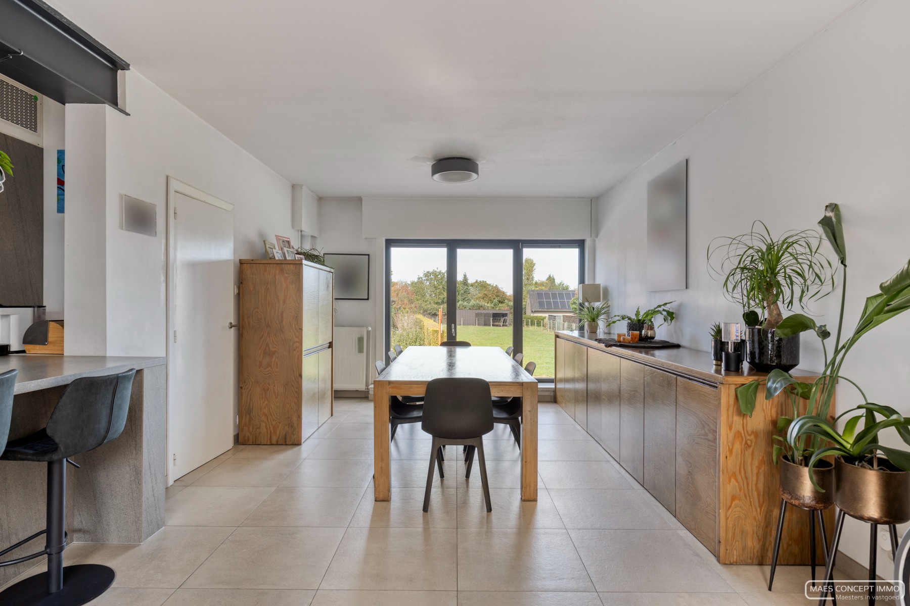 Ruime woning te koop te Waregem op strategische ligging - photo 2