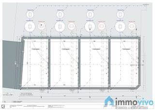 <p><span>In het charmante Hingene vinden we dit nieuwbouwproject bestaande uit 4 casco woningen. Elke woning beschikt over 4 slaapkamers, een badkamer en dressing. Er is een leuke west-gerichte tuin aanwezig. Met een bewoonbare oppervlakte van 150m² op een perceel van 121m², combineert dit huis ruimte en comfort op een ideale locatie.</span></p><p><span> </span></p><p><span>Bij binnenkomst wordt u verwelkomd in een aangename hal met gastentoilet. Vervolgens lopen we door naar een ruime leefruimte die natuurlijk licht door de vele ramen ontvangt. De leefruimte loopt door in een open keuken met grote schuifraam naar de tuin waar je een mooi terras kan voorzien. Handig is de berging naast de keuken. Achterliggend worden er staanplaatsen aangeboden welke verplicht mee zijn aan te kopen aan 12.500 €.</span></p><p><span> </span></p><p><span>Deze woning beschikt over maar liefst vier slaapkamers, waardoor er voor elk gezinslid een eigen plek is. Op de eerste verdieping vinden we 3 slaapkamers en toilet samen met de badkamer die ruimte biedt voor bad en douche.</span></p><p><span> </span></p><p><span>Op de bovenste verdieping vinden we een vierde ruime slaapkamer met dressing en nog bergruimte.</span></p><p><span> </span></p><p><span>De ligging in Bornem biedt zowel rust als nabijheid tot alle essentiële voorzieningen zoals scholen, winkels en openbaar vervoer.</span></p><p><span> </span></p><p><span>Mis deze unieke kans niet om in een nieuwbouwproject te investeren en contacteer ons snel voor meer informatie of een bezoek!</span></p>