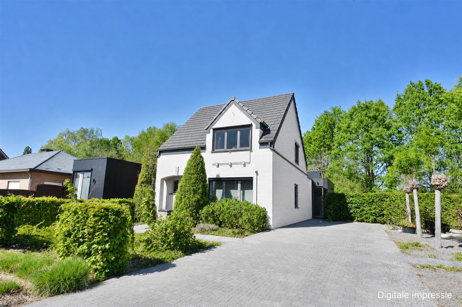 Instapklare open bebouwing met praktijkmogelijkheid, 3 à 4 slaapkamers en zonnige tuin - foto 1