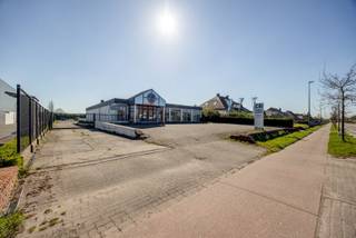 Commercial à vendre à Malle