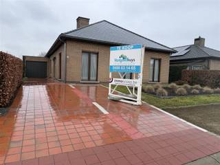 Deze open bebouwing is gelegen in een rustige en gezinsvriendelijke woonomgeving, op korte afstand van het centrum van Westerlo. Dankzij de...