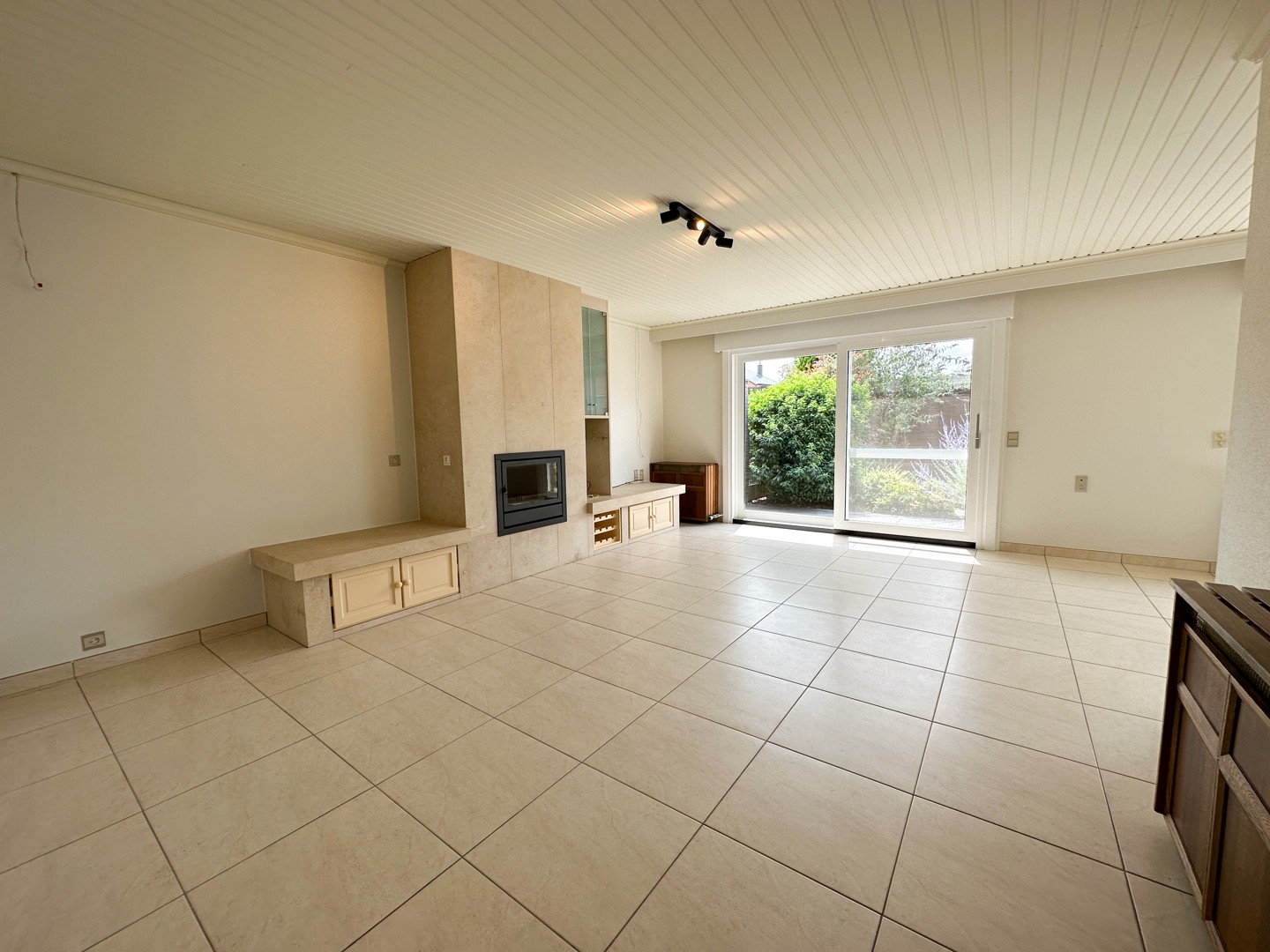 Charmante bungalow met 3 slaapkamers op toplocatie in Tielt! - foto 4