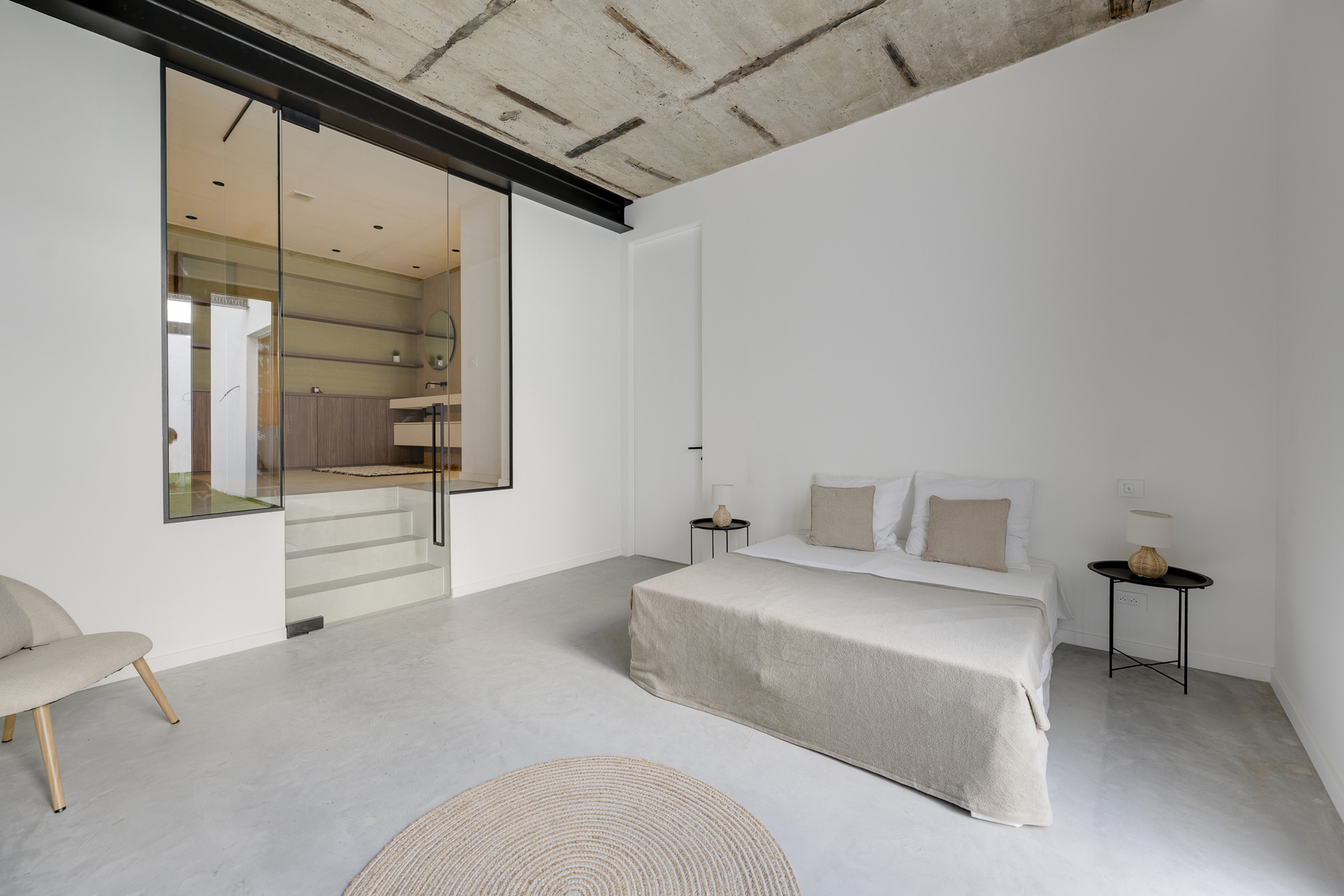 Unieke, lichtrijke loft van ca. 229 m² met ruime stadstuin - foto 4