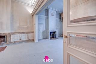 Een herenhuis dat opnieuw wil ademen. Langs de Brugsesteenweg 477 in Kuurne staat een alleenstaand herenhuis met een ziel. Een pand waar...