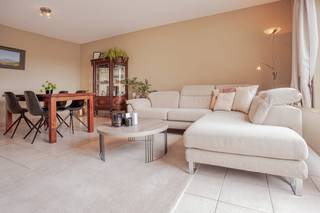 Dit instapklare appartement van 86 m² combineert hedendaags comfort met een uitstekende ligging. Dankzij de doordachte indeling, de...