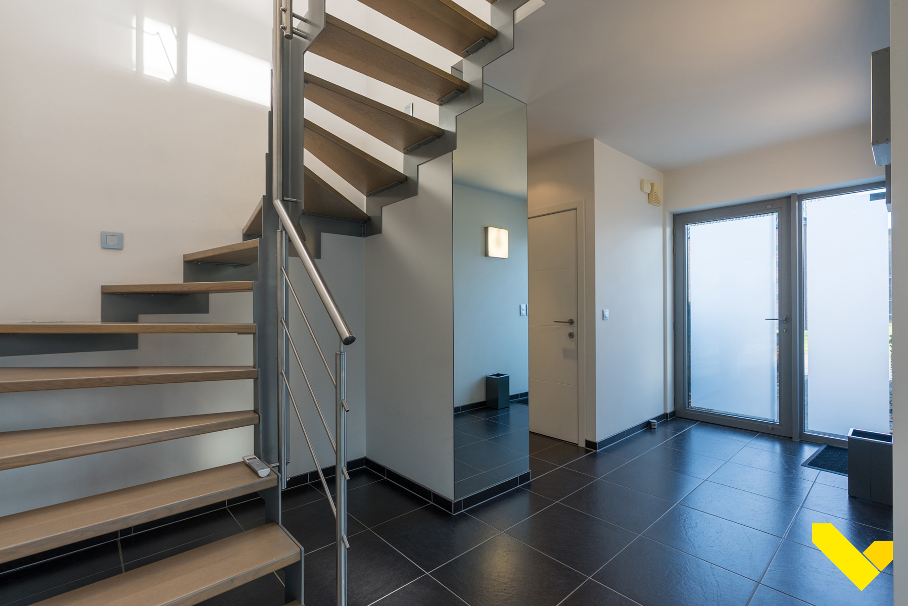 Instapklare moderne villa op ruim perceel - foto 5