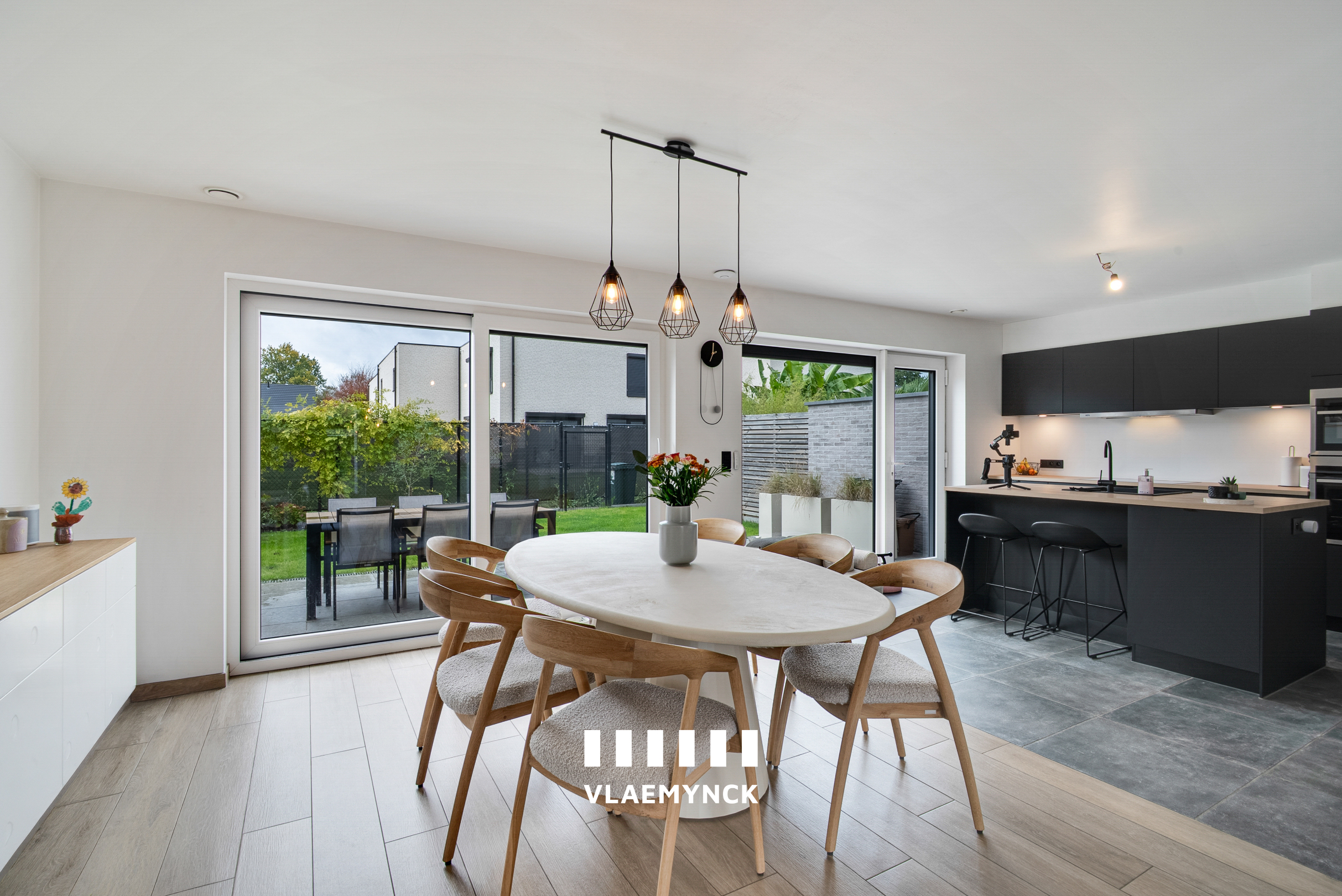 INSTAPKLARE WONING IN RUSTIGE WOONWIJK! - foto 4