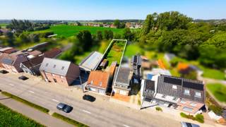 Ben je op zoek naar een renovatieproject met potentieel? Ontdek deze ruime, vrijstaande woning te koop in het charmante Bovekerke. Deze...