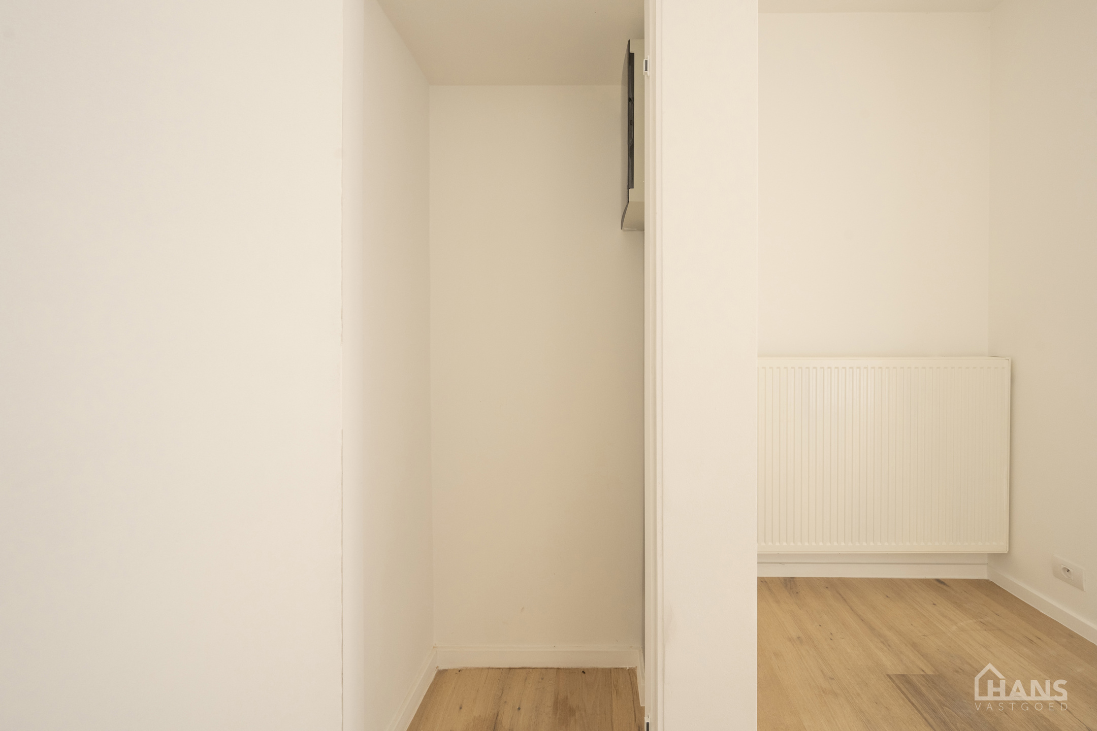 Gerenoveerd appartement. - foto 5
