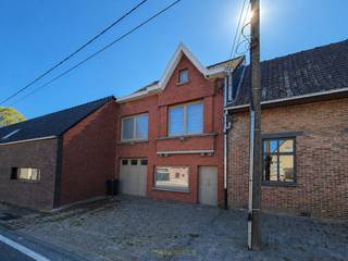 CHARMANTE GEZINSWONING met 3 SLAAPKAMERS en ONDERHOUDSVRIENDELIJK TERRAS/TUIN, gelegen op een VLOT BEREIKBARE LOCATIE in het LANDELIJKE Horebeke...