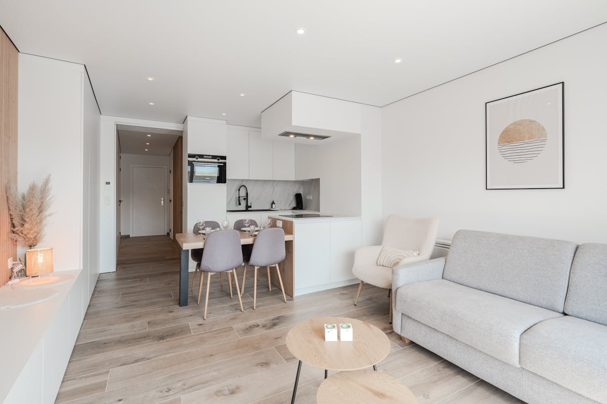 Lichtrijke gerenoveerde studio met zijdelings zeezicht! - foto 5