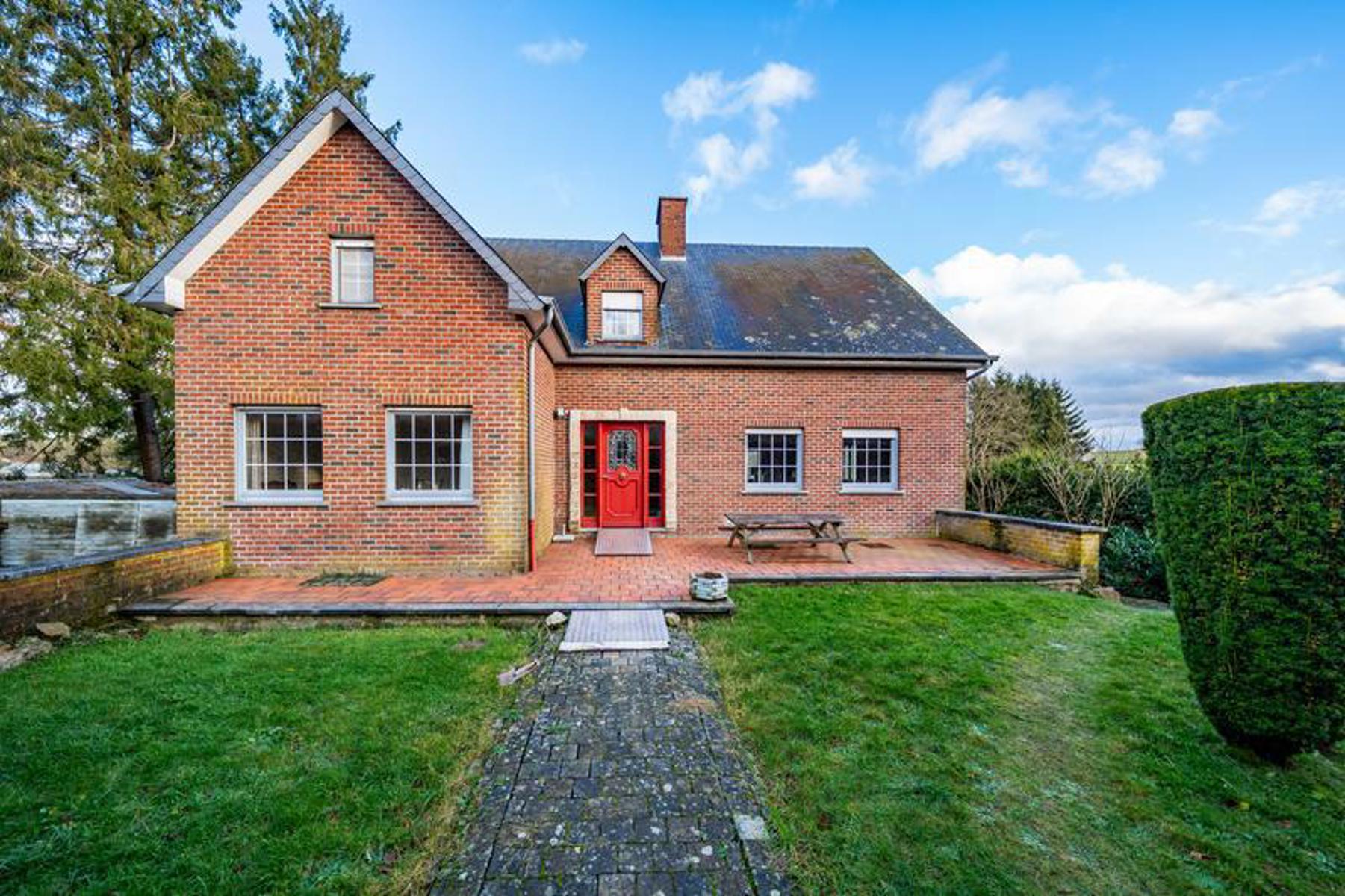 Maison à vendre à Gedinne avec 6 chambres - photo 1