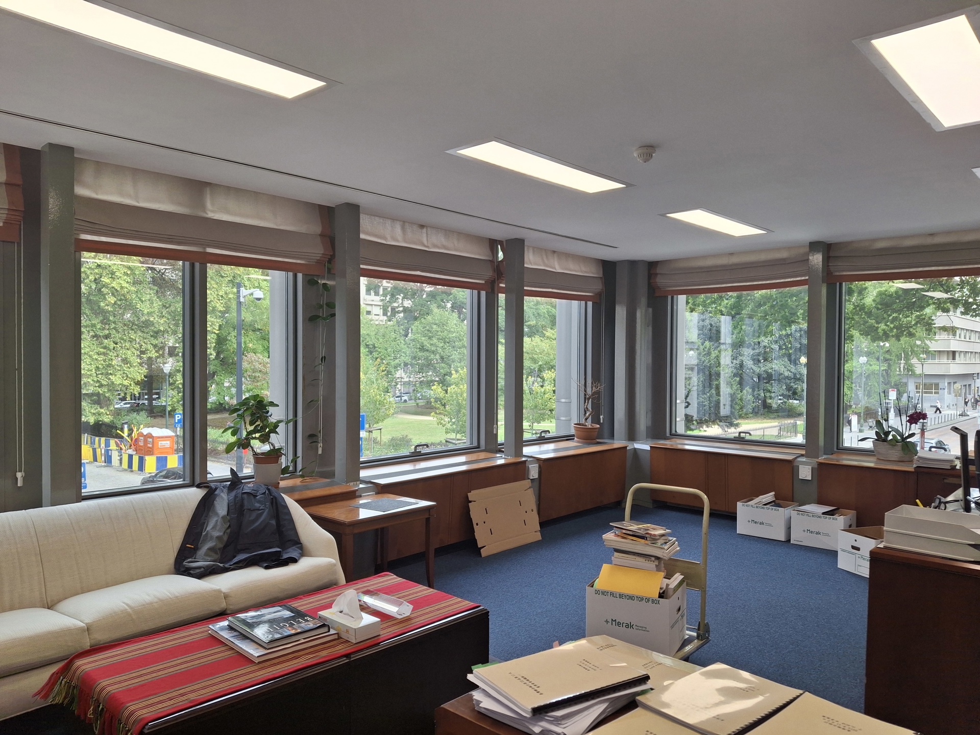 Commercial for rent in Brussels - photo 3