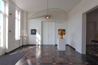 Het stijlvol gerenoveerde kunstenaarshuis Huize Minne is gelegen aan de Kortrijksesteenweg te Sint-Martens-Latem en geniet van een...