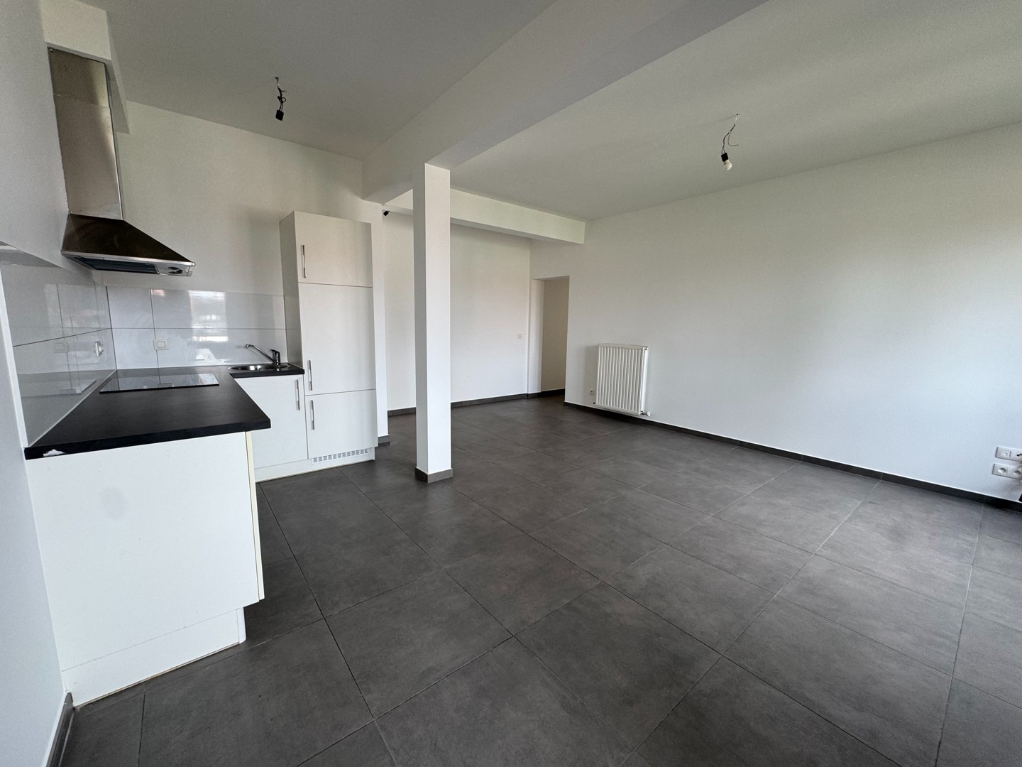 Appartement te huur in Antwerpen met 2 slaapkamers - foto 3