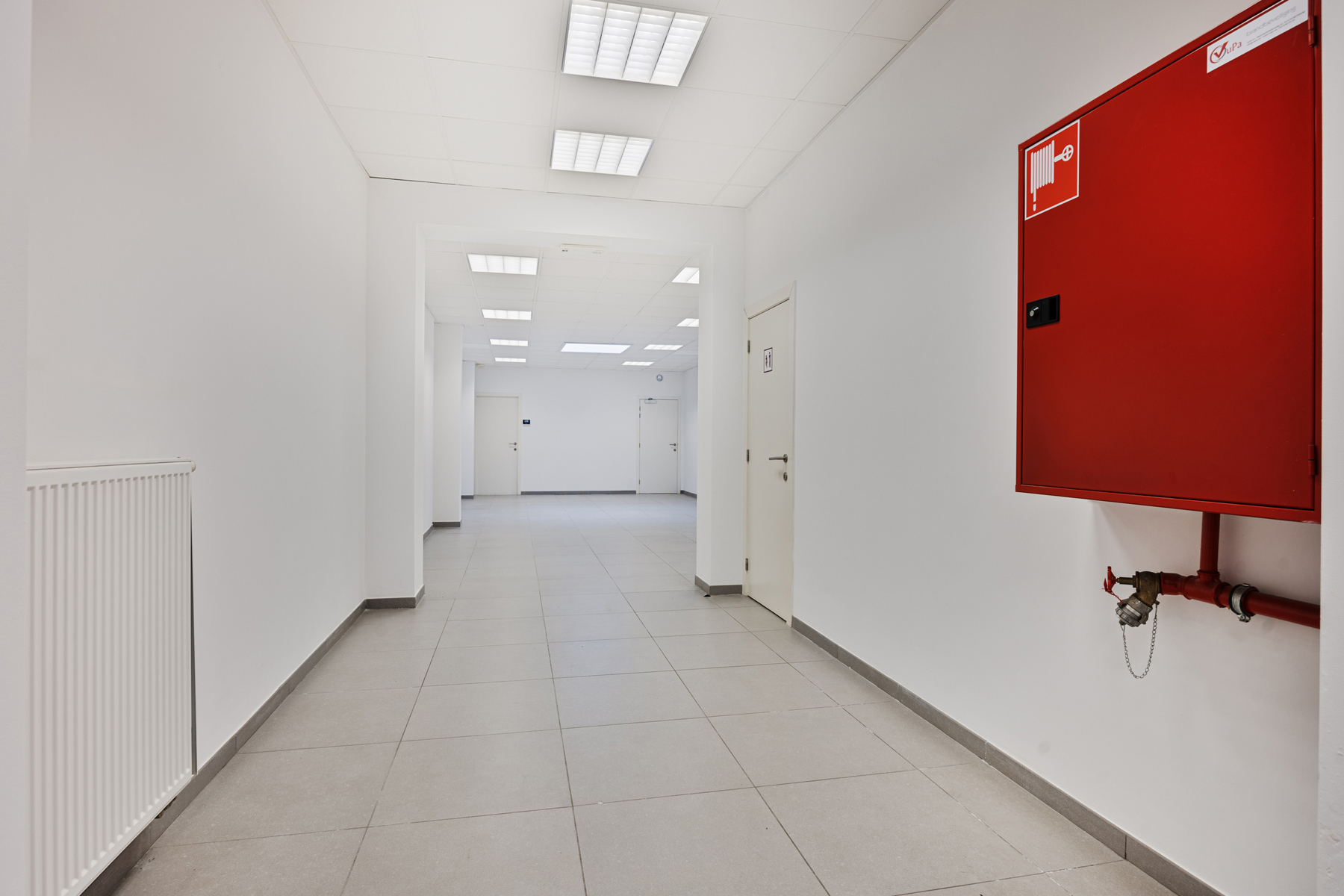 Commercial à louer à Louvain - photo 4