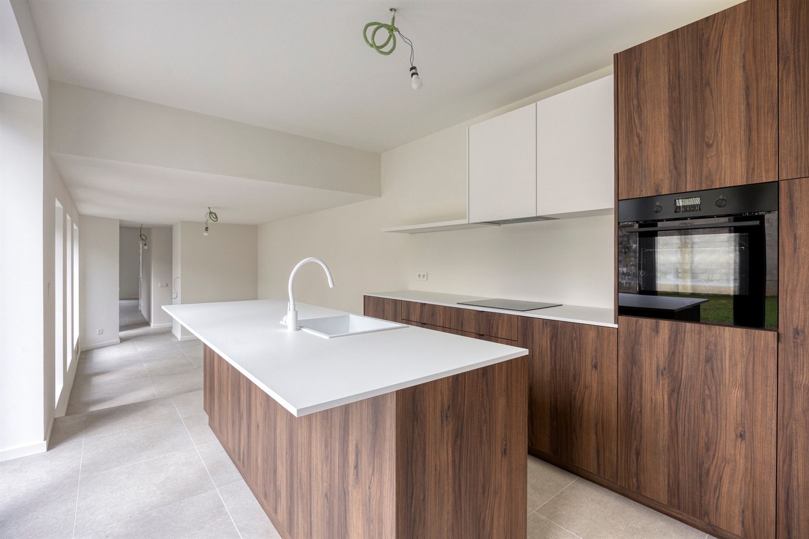 Gerenoveerde woning met 4 slpks en polyvalente ruimte. - foto 3