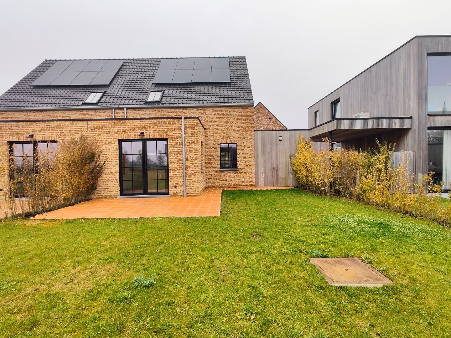 Prachtige energiezuinige halfopen woning op rustige ligging - foto 3