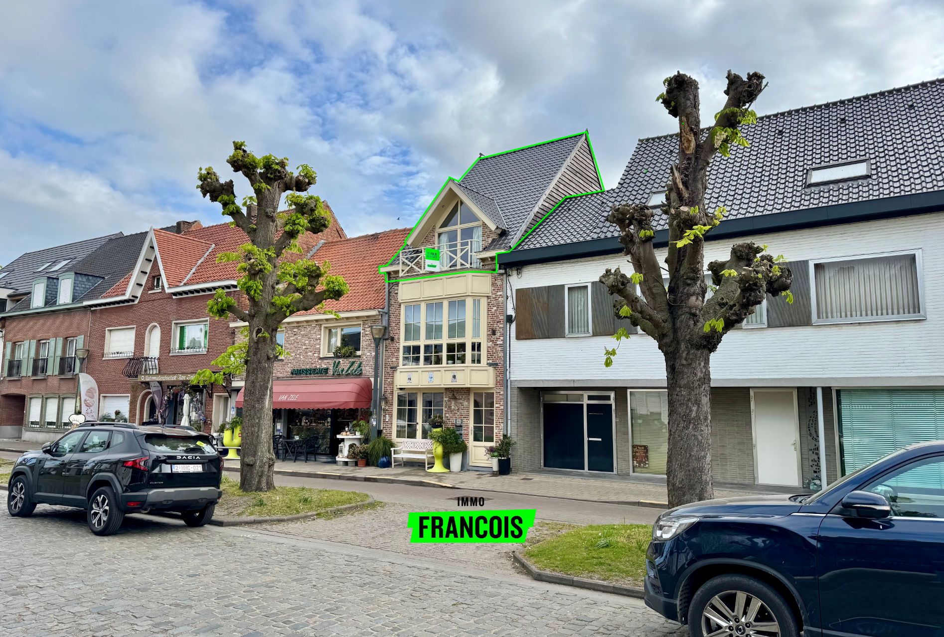 Lichtrijk duplexappartement met 1 slaapkamer gelegen in centrum Bassevelde - foto 1