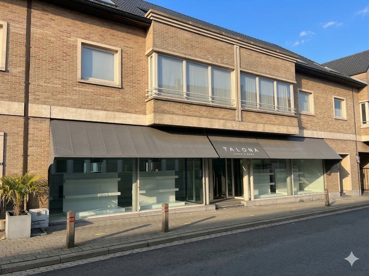 Commercial ground floor of approximately 101m² in Lendelede. - photo 2