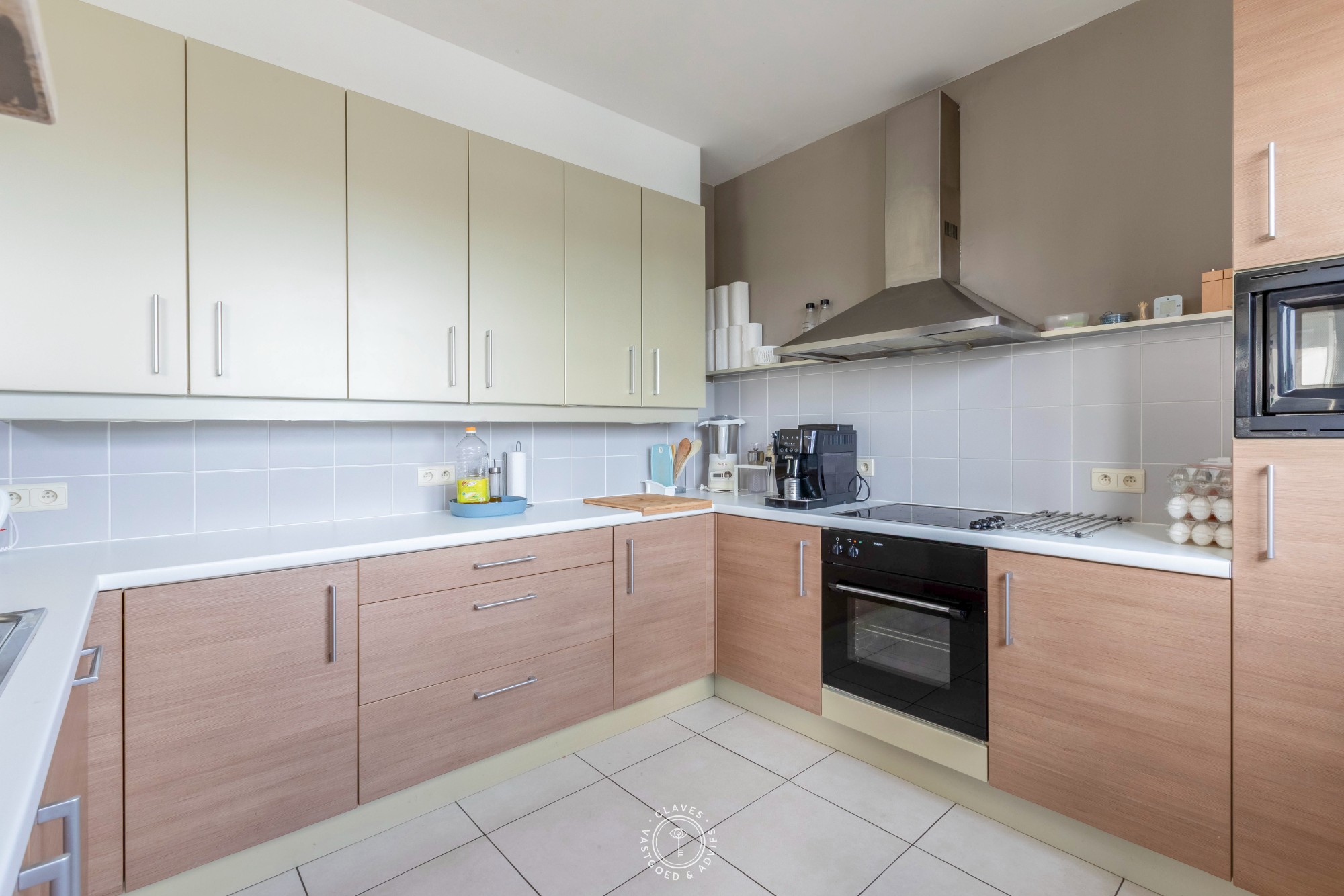 Imposant duplexappartement met een zee aan ruimte - foto 4