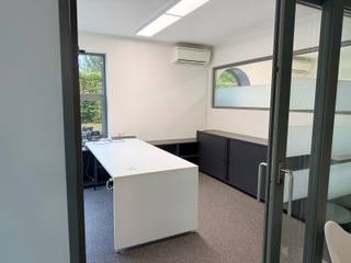 Commercial à louer à Beveren-Kruibeke-Zwijndrecht