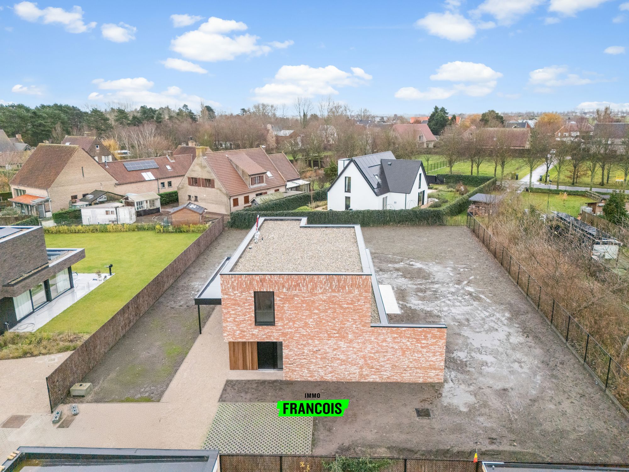 Ruime villa TE KOOP te Oostduinkerke - foto 2