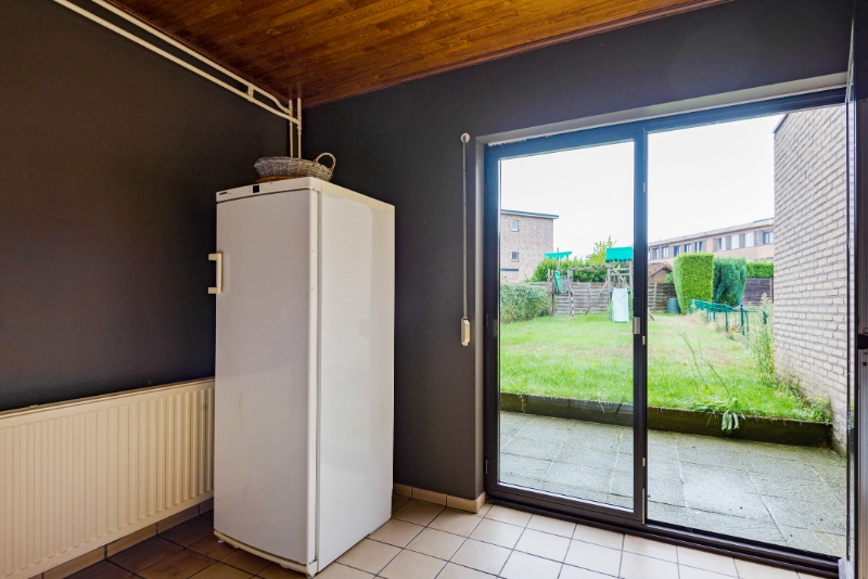 Zéér rustig & centraal gelegen rijwoning met 4 SLK, garage en tuin - foto 4
