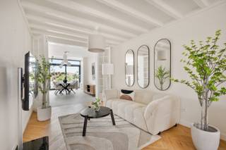 - Maison individuelle idéalement située avec un accès facile : Ten Brielenlaan 99B à Wervik- Entièrement rénovée en 2024 : charme authentique allié...