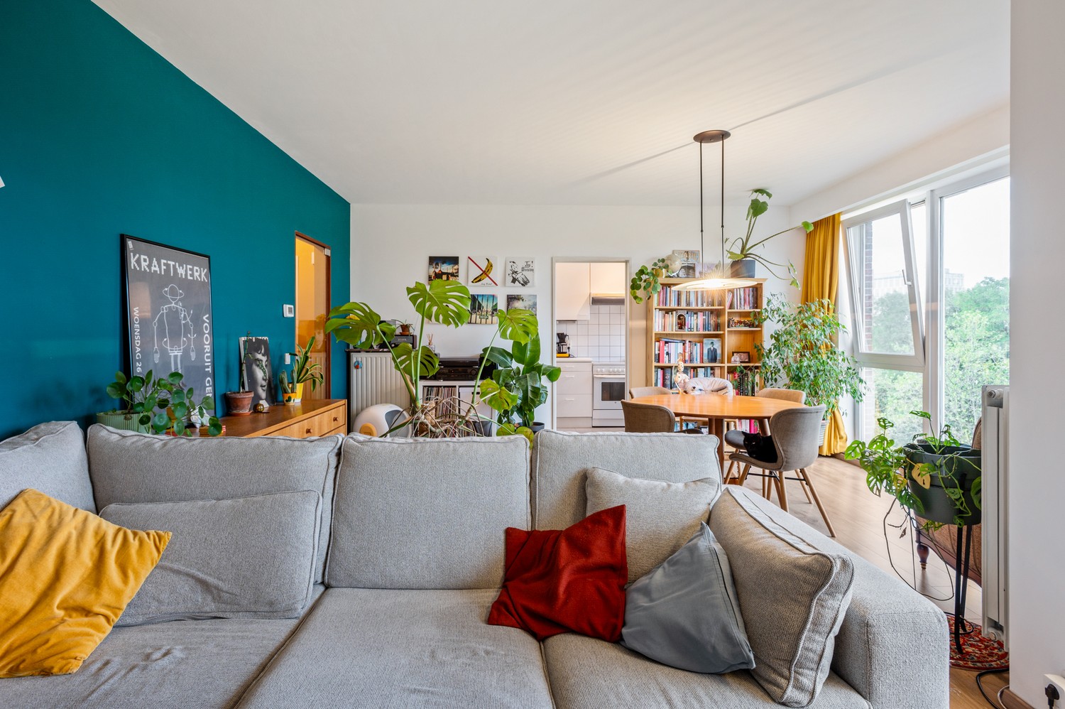 Verzorgd appartement met prachtig zicht en 2 slaapkamers! - foto 3